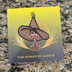 Juvia’s Place The Nomad eyeshadow palette